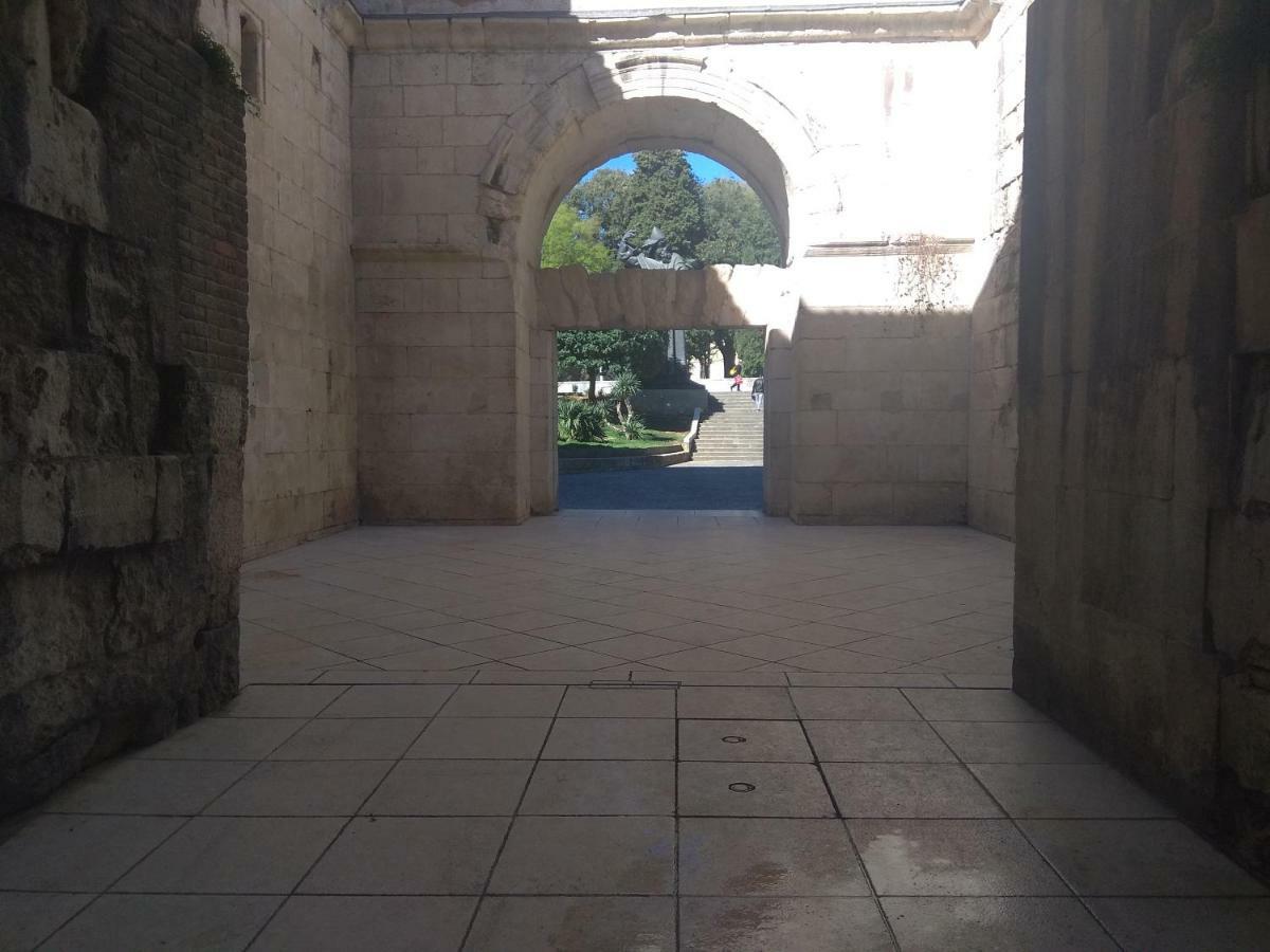 Apartman Dario Apartment Split Exterior photo
